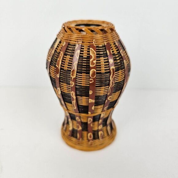 Bamboo Miniature Vase Woven Wicker Rattan Basket Vtg Label Hand Crafted Chinese - Picture 1 of 9